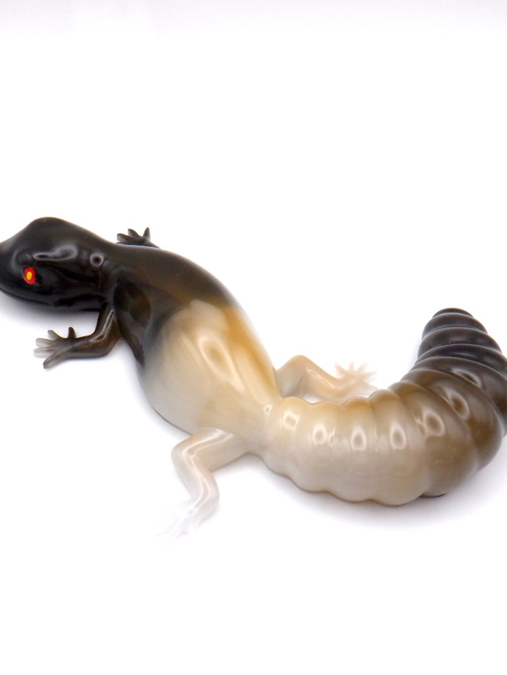 Handmade Resin Lizard - Picture 5 of 6
